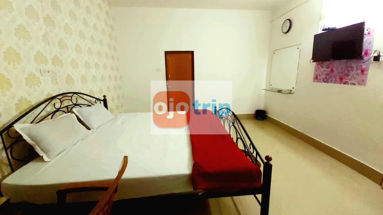 Hotel Well Inn Пури Екстериор снимка